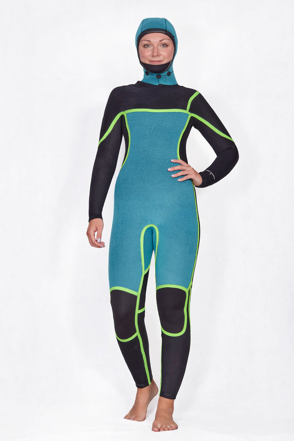 LUNASURF Women's Alpha 5/4mm Hooded Wetsuit - Image 6