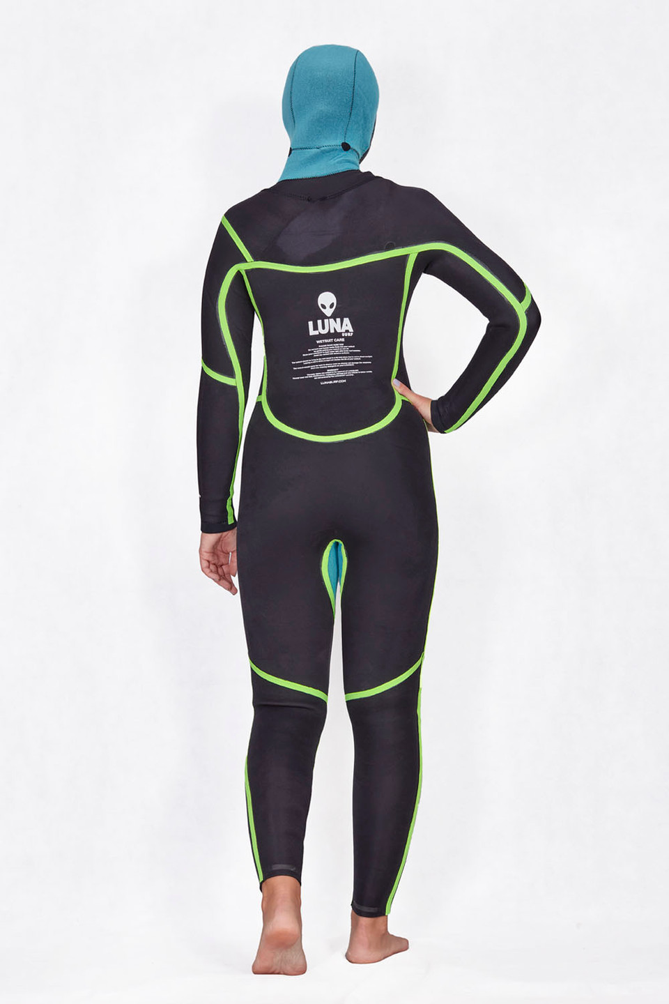 LUNASURF Women's Alpha 5/4mm Hooded Wetsuit - Image 5